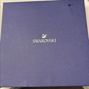 Swarovski Angelica sets with crystal
Necklace, bracelet earrings and ring